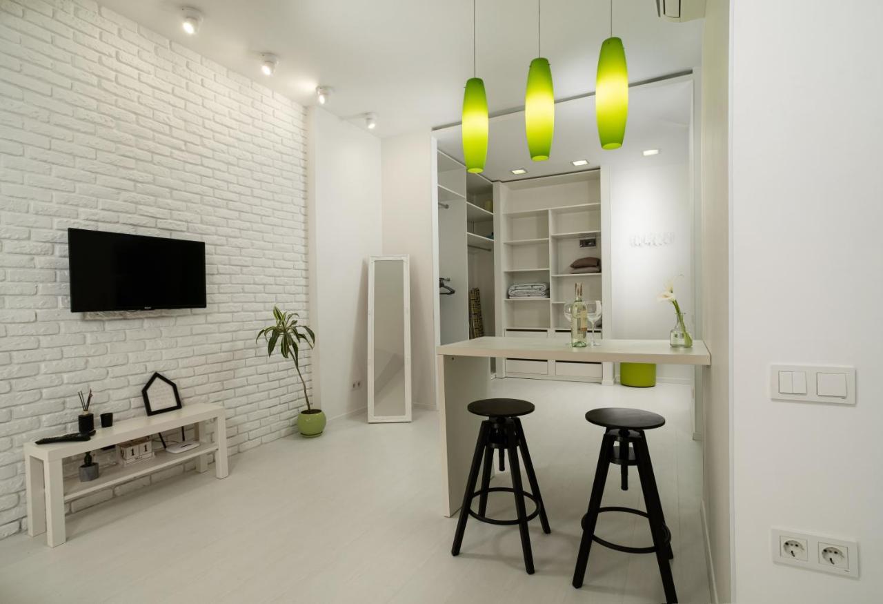 White Attic Apartment Odessa Dış mekan fotoğraf