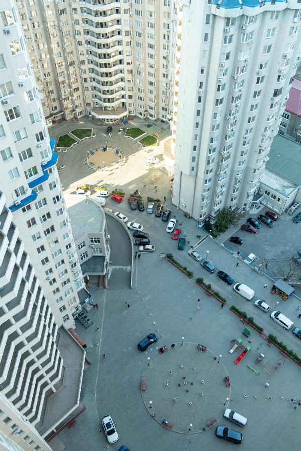 White Attic Apartment Odessa Dış mekan fotoğraf