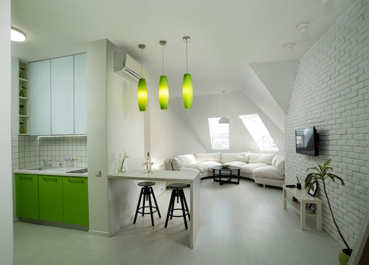 White Attic Apartment Odessa Dış mekan fotoğraf