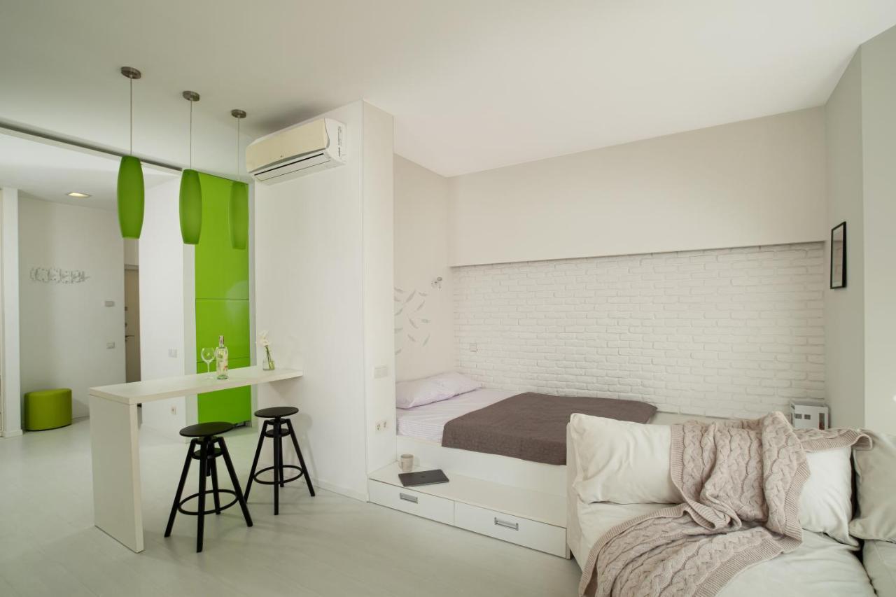 White Attic Apartment Odessa Dış mekan fotoğraf